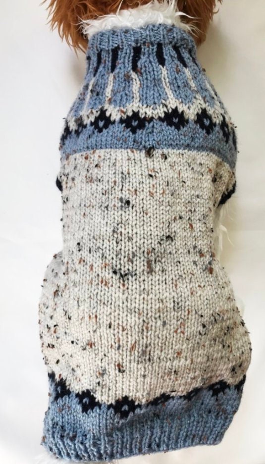 Nordic-Style Tweed Dog Sweater - Image 4