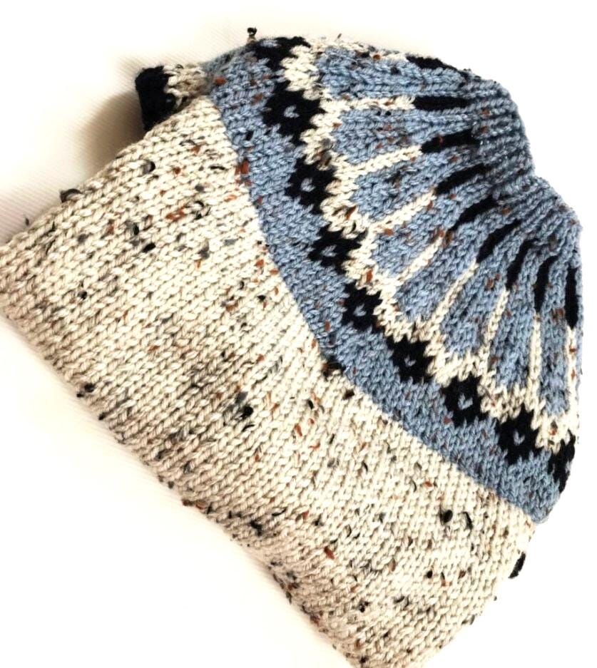 Nordic-Style Tweed Dog Sweater - Image 2